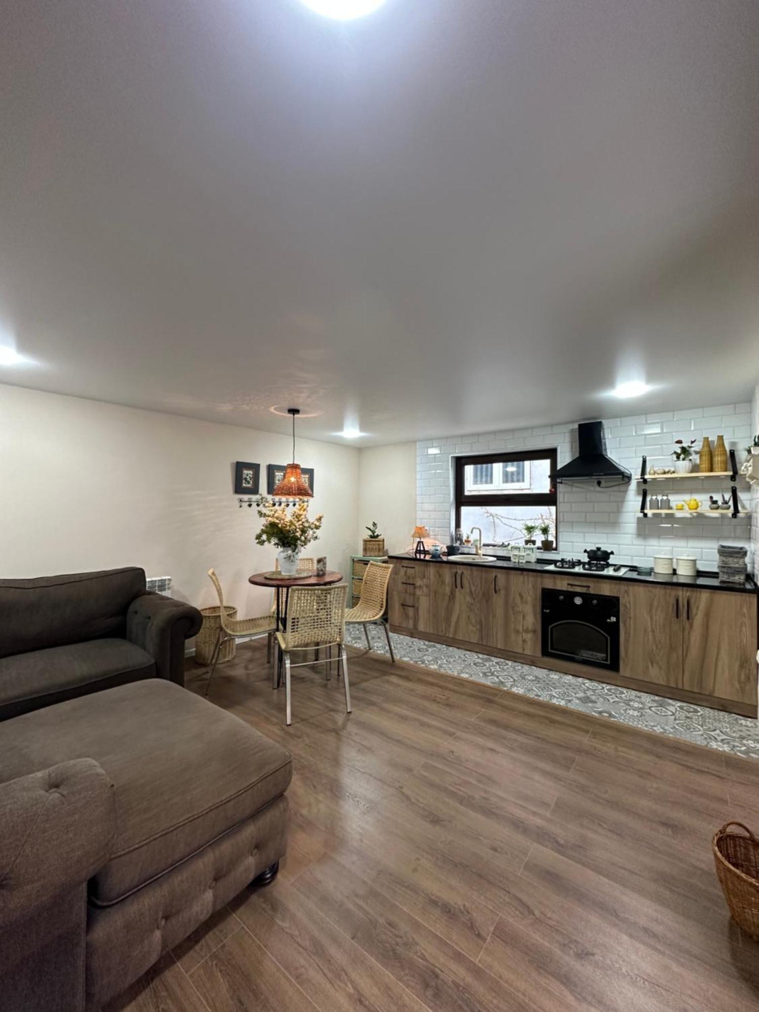 3-bedroom And 1-bedroom In *